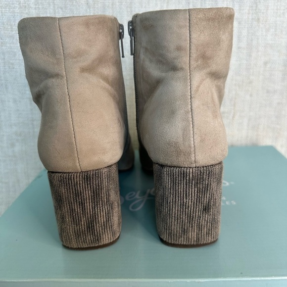 Seychelles Women's Ankle Boots Taupe - Picture 5 of 14